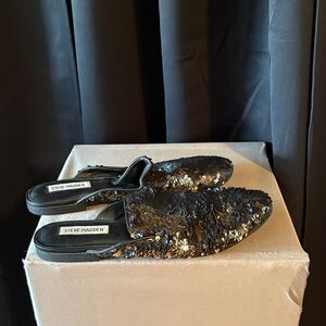 Steve Madden Black and Gold Sequin Mules